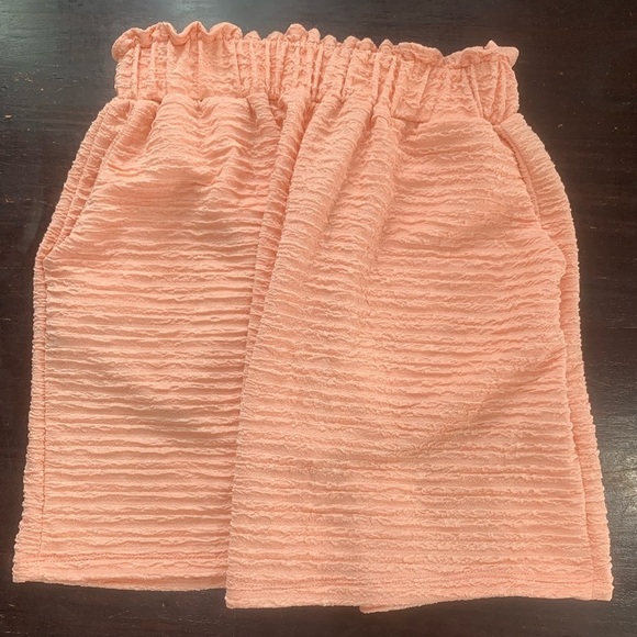 !SOLD! 2 Piece Crop Top Pants Pink Bark Crepe Coord Set Small - Picture 4 of 4